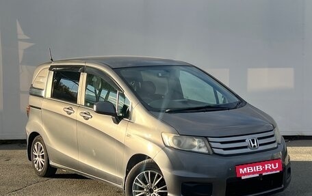 Honda Freed I, 2011 год, 950 000 рублей, 3 фотография