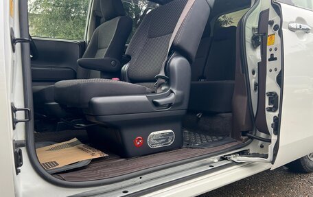Toyota Spade, 2014 год, 940 000 рублей, 19 фотография