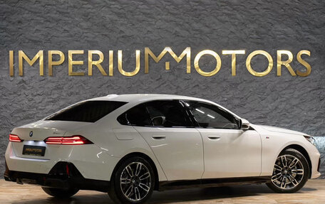 BMW 5 серия, 2024 год, 7 450 000 рублей, 6 фотография