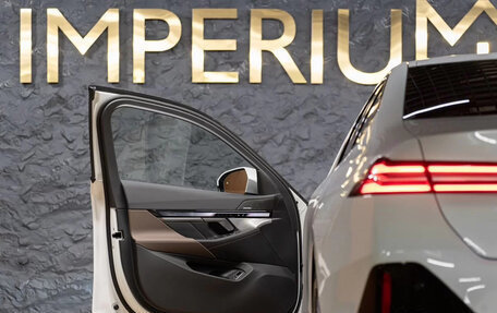 BMW 5 серия, 2024 год, 7 450 000 рублей, 9 фотография