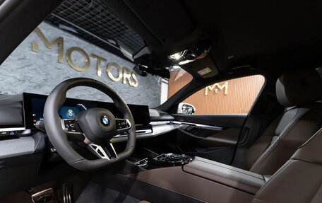 BMW 5 серия, 2024 год, 7 450 000 рублей, 11 фотография