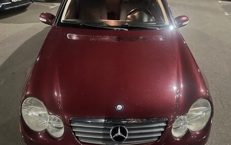 Mercedes-Benz C-Класс, 2001 год, 650 000 рублей, 10 фотография