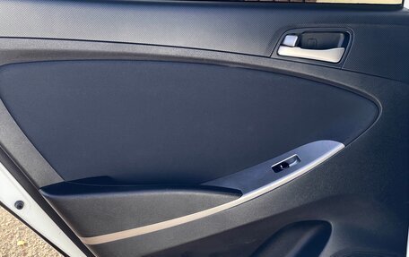 Hyundai Solaris II рестайлинг, 2016 год, 999 000 рублей, 18 фотография