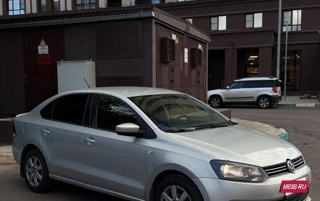 Volkswagen Polo VI (EU Market), 2013 год, 610 000 рублей, 2 фотография