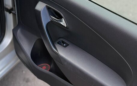 Volkswagen Polo VI (EU Market), 2013 год, 610 000 рублей, 13 фотография