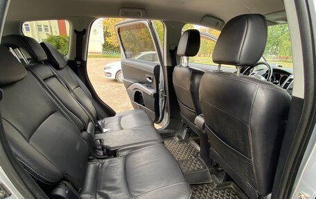 Mitsubishi Outlander III рестайлинг 3, 2011 год, 1 500 000 рублей, 13 фотография