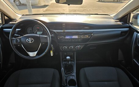 Toyota Corolla, 2014 год, 1 299 000 рублей, 13 фотография