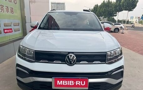 Volkswagen T-Cross I, 2022 год, 1 700 000 рублей, 1 фотография