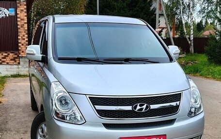 Hyundai H-1 II рестайлинг, 2010 год, 1 720 000 рублей, 1 фотография