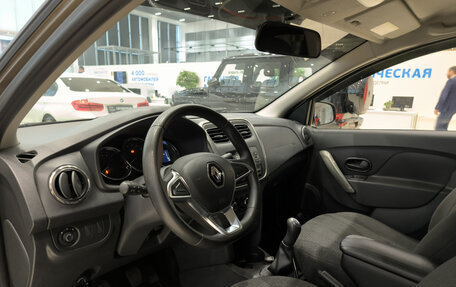 Renault Logan II, 2019 год, 899 000 рублей, 16 фотография