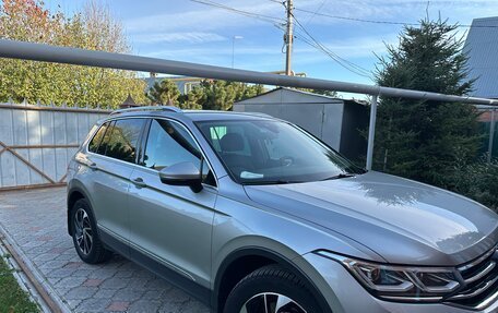 Volkswagen Tiguan II, 2021 год, 4 150 000 рублей, 9 фотография