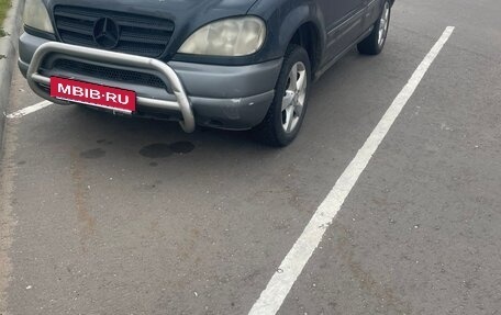 Mercedes-Benz M-Класс, 1998 год, 360 000 рублей, 2 фотография