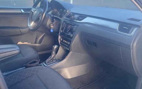 Skoda Rapid I, 2018 год, 1 050 000 рублей, 10 фотография