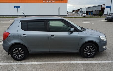 Skoda Fabia II, 2012 год, 680 000 рублей, 2 фотография