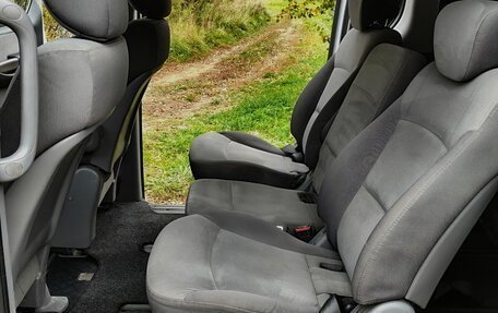 Hyundai H-1 II рестайлинг, 2010 год, 1 720 000 рублей, 8 фотография