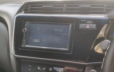 Honda Grace I, 2019 год, 1 500 000 рублей, 10 фотография