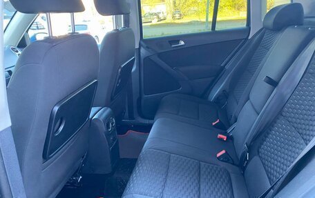 Volkswagen Tiguan I, 2011 год, 1 199 000 рублей, 19 фотография