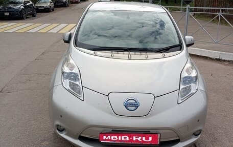 Nissan Leaf I, 2012 год, 440 000 рублей, 1 фотография