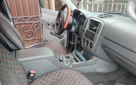 Ford Explorer III, 2005 год, 850 000 рублей, 6 фотография