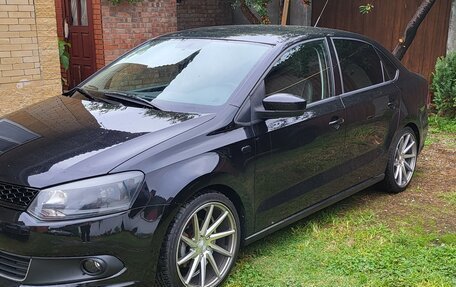 Volkswagen Polo VI (EU Market), 2012 год, 1 000 000 рублей, 2 фотография