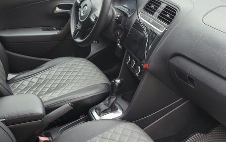 Volkswagen Polo VI (EU Market), 2012 год, 1 000 000 рублей, 3 фотография