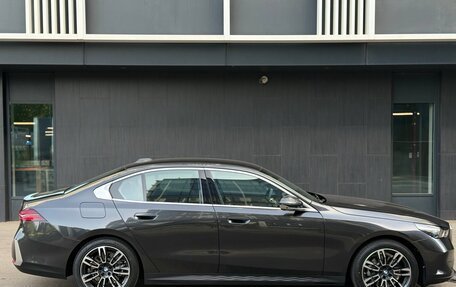 BMW 5 серия, 2024 год, 7 899 999 рублей, 7 фотография