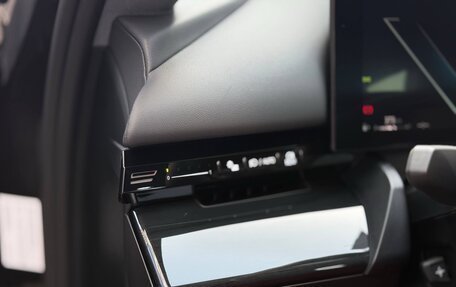 BMW 5 серия, 2024 год, 7 899 999 рублей, 16 фотография