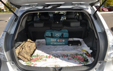 Toyota Prius Alpha I (ZVW40/41), 2013 год, 1 300 000 рублей, 7 фотография