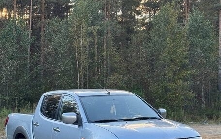 Mitsubishi L200 IV рестайлинг, 2008 год, 870 000 рублей, 3 фотография