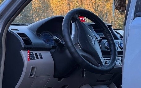 Mitsubishi L200 IV рестайлинг, 2008 год, 870 000 рублей, 8 фотография
