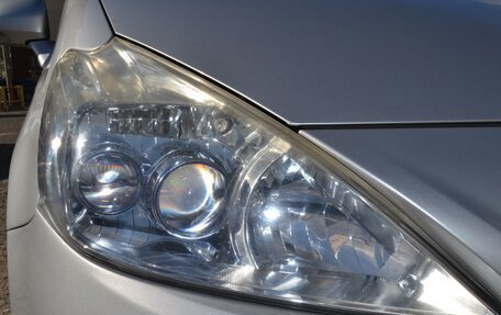 Toyota Prius Alpha I (ZVW40/41), 2013 год, 1 300 000 рублей, 23 фотография