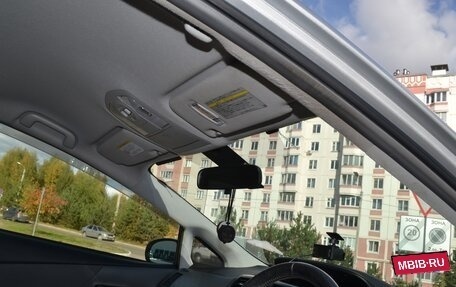 Toyota Prius Alpha I (ZVW40/41), 2013 год, 1 300 000 рублей, 15 фотография