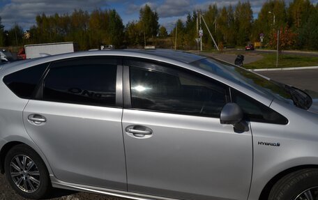 Toyota Prius Alpha I (ZVW40/41), 2013 год, 1 300 000 рублей, 31 фотография