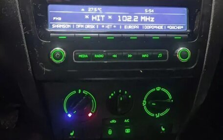 Skoda Rapid I, 2015 год, 1 050 000 рублей, 3 фотография