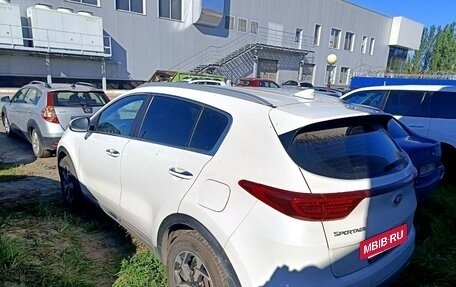KIA Sportage IV рестайлинг, 2020 год, 1 999 000 рублей, 4 фотография