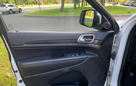 Jeep Grand Cherokee, 2013 год, 2 700 000 рублей, 11 фотография