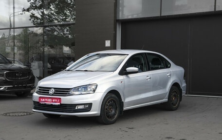 Volkswagen Polo VI (EU Market), 2015 год, 998 000 рублей, 1 фотография