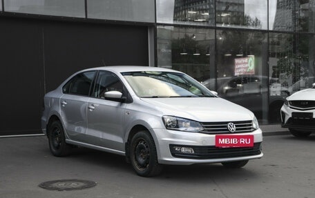 Volkswagen Polo VI (EU Market), 2015 год, 998 000 рублей, 3 фотография
