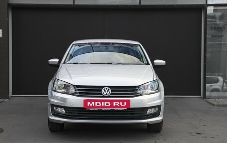 Volkswagen Polo VI (EU Market), 2015 год, 998 000 рублей, 2 фотография