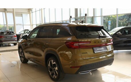 Skoda Kodiaq, 2025 год, 5 700 000 рублей, 3 фотография