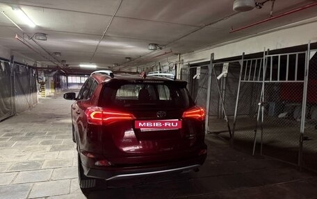 Toyota RAV4, 2019 год, 2 750 000 рублей, 8 фотография