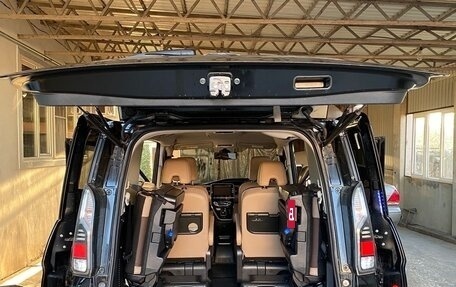 Nissan Serena IV, 2018 год, 2 090 000 рублей, 12 фотография