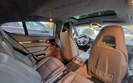 Porsche Panamera II рестайлинг, 2011 год, 2 600 000 рублей, 13 фотография