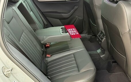 Skoda Karoq I, 2025 год, 16 фотография
