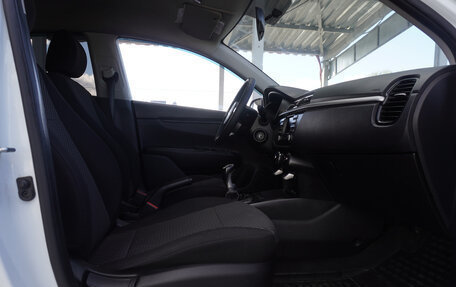 KIA Rio IV, 2017 год, 895 000 рублей, 19 фотография