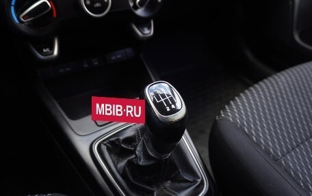 KIA Rio IV, 2017 год, 895 000 рублей, 16 фотография