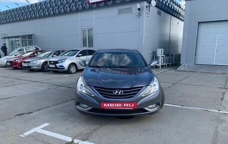 Hyundai Sonata VI, 2011 год, 1 380 400 рублей, 2 фотография