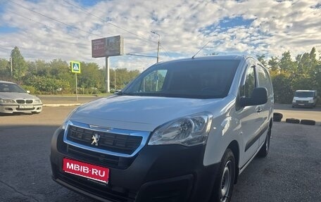 Peugeot Partner II рестайлинг 2, 2017 год, 1 120 000 рублей, 1 фотография