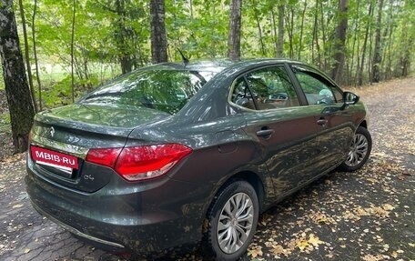 Citroen C4 II рестайлинг, 2015 год, 1 000 000 рублей, 4 фотография