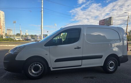 Peugeot Partner II рестайлинг 2, 2017 год, 1 120 000 рублей, 2 фотография